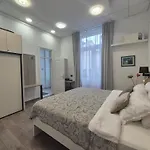 Superior Seaview Apartman Abbázia