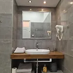 Superior Seaview Apartment