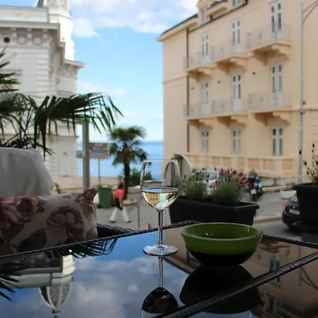Superior Seaview Appartement Opatija