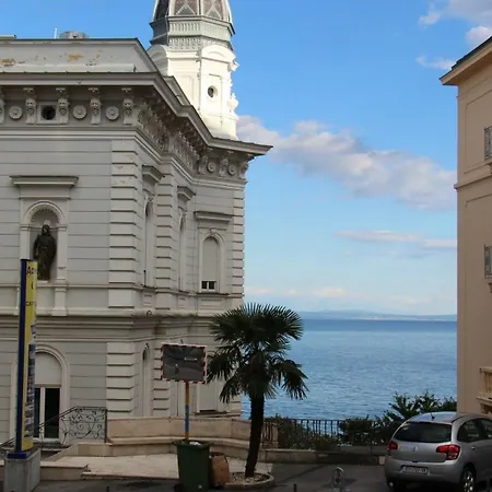 Superior Seaview Appartement Opatija