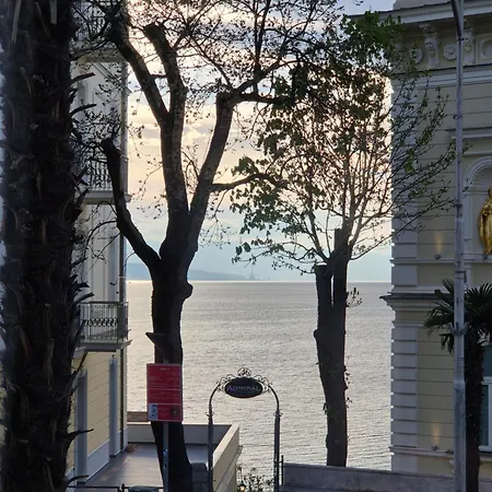 Superior Seaview Appartement