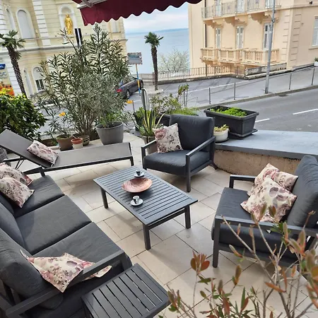 Superior Seaview Appartement *