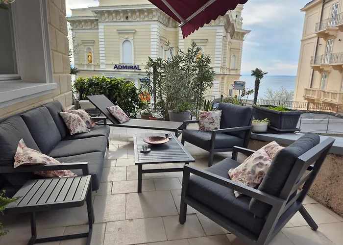 Superior Seaview Appartement Opatija