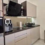Superior Seaview Apartment